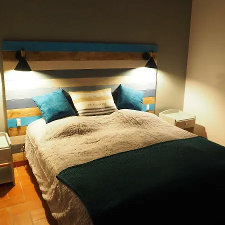 Holiday home La *